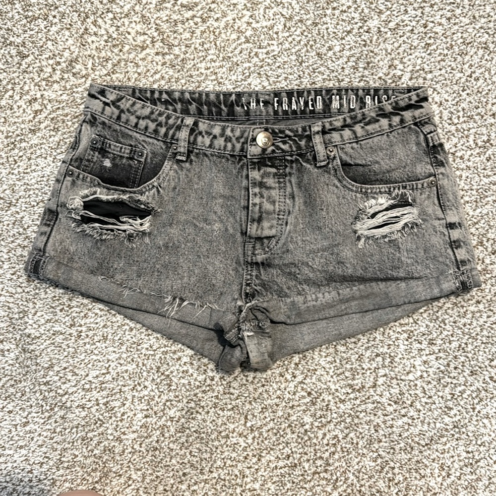 Mid-rise Jean Shorts
